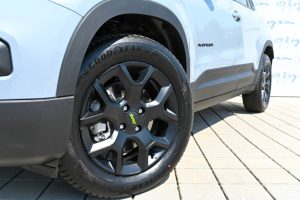 Jeep-Avenger-12-T-e-Hybrid-6DCT-UPLAND-4xe-7