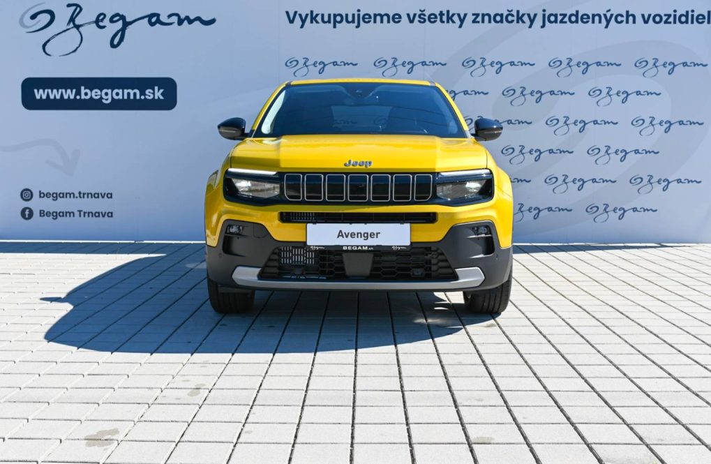 Jeep-Avenger-12-T-e-Hybrid-Summit-AT-1