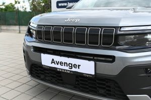 Jeep-Avenger-Elektro-54-kWh-SUMMIT-3