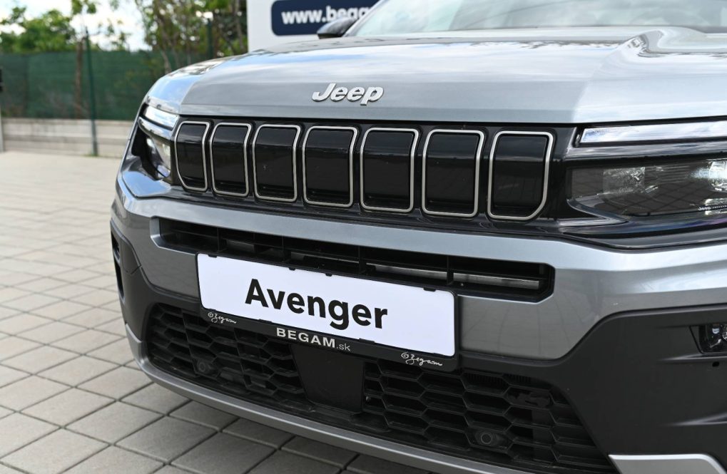 Jeep-Avenger-Elektro-54-kWh-SUMMIT-3