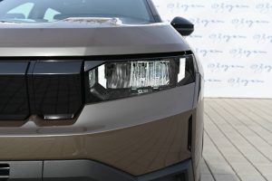 Jeep-Compass-12T-e-Hybrid-Altitude-145K-6-EDCT-2
