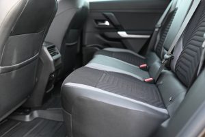 Jeep-Compass-12T-e-Hybrid-Altitude-145K-6-EDCT-21