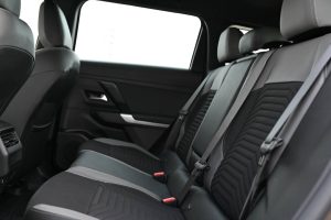 Jeep-Compass-12T-e-Hybrid-Altitude-145K-6-EDCT-22