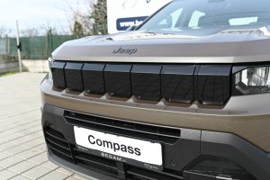 Jeep-Compass-12T-e-Hybrid-Altitude-145K-6-EDCT-3