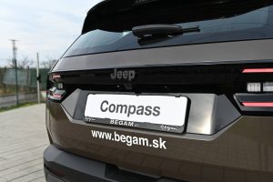 Jeep-Compass-12T-e-Hybrid-Altitude-145K-6-EDCT-8