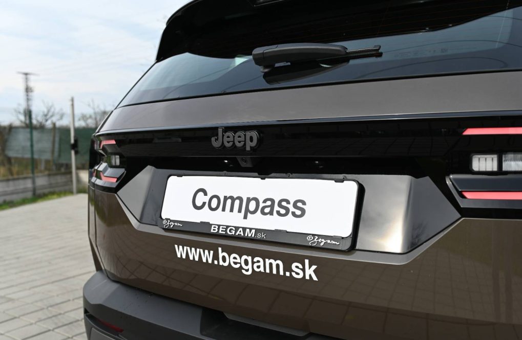 Jeep-Compass-12T-e-Hybrid-Altitude-145K-6-EDCT-8