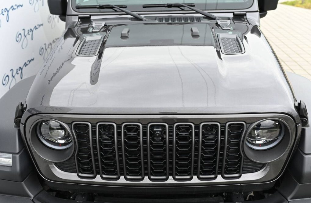 Jeep-Wrangler-RUBICON-20-TURBO-272k-8AT-4WD-3