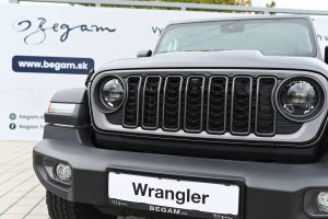 Jeep-Wrangler-RUBICON-20-TURBO-272k-8AT-4WD-4