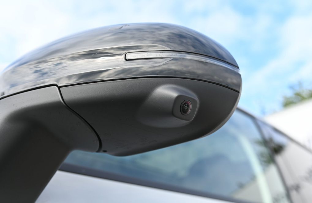 Leapmotor-B10-Design-Max-217k-671-kWh-11