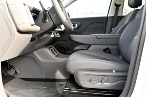 Leapmotor-B10-Design-Max-217k-671-kWh-13