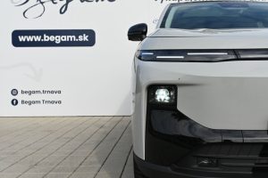 Leapmotor-B10-Design-Max-217k-671-kWh-2