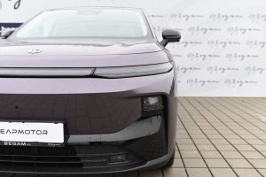 Leapmotor-B10-Design-Max-217k-671-kWh-2