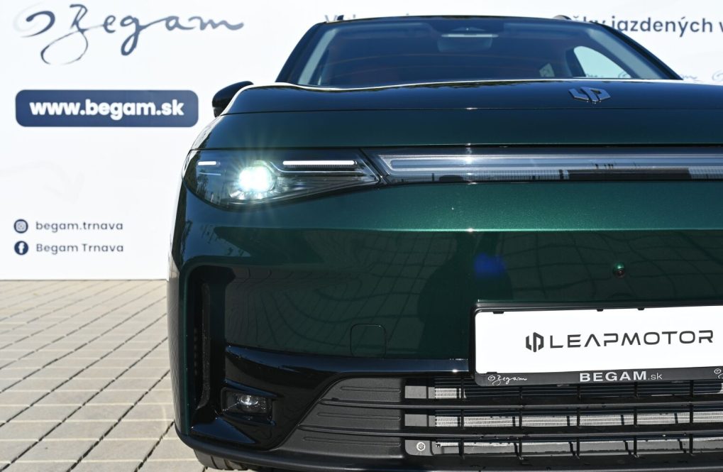 Leapmotor-C10-Design-217k-699-kWh-2