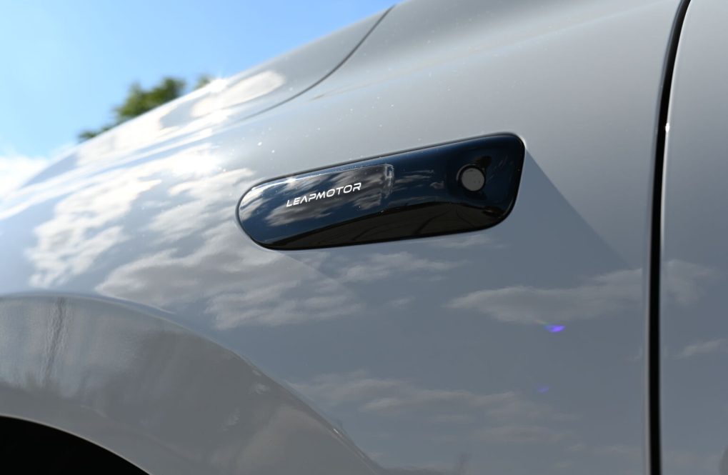 Leapmotor-C10-REEV-Design-215k-284-kWh-7