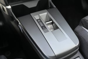 Opel-Frontera-EDITION-HYBRID-48V-145k-e-DCT6-17