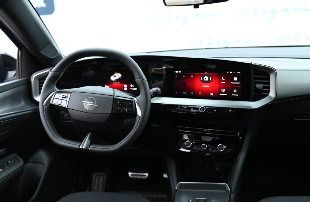 Opel-Mokka-GS-Hybrid-48V-eDCT-6-automat-10