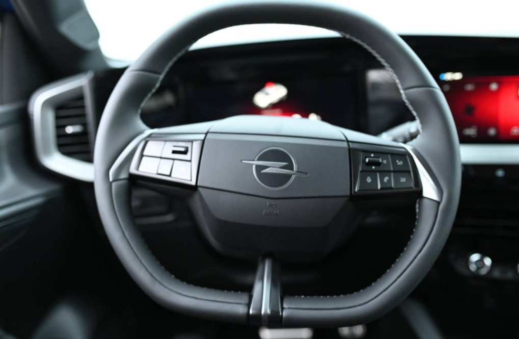 Opel-Mokka-GS-Hybrid-48V-eDCT-6-automat-11