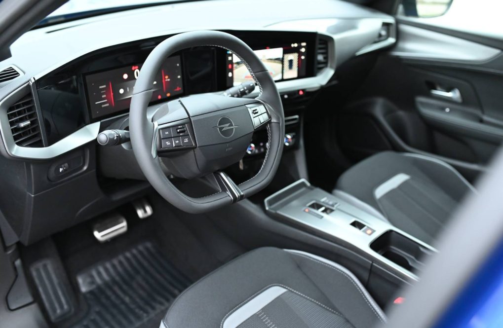 Opel-Mokka-GS-Hybrid-48V-eDCT-6-automat-9