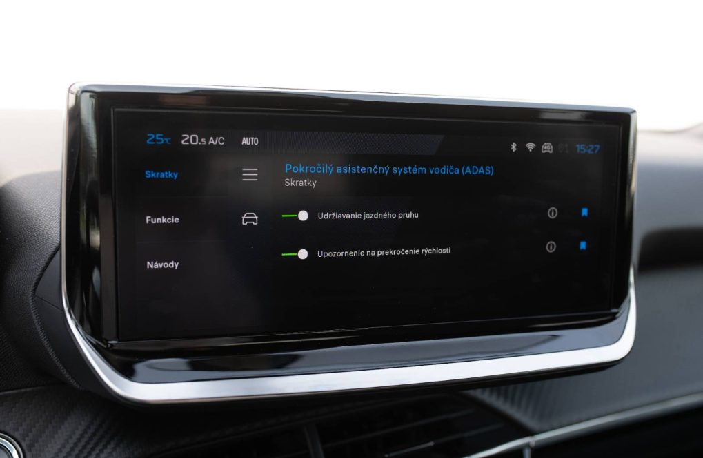 Peugeot-2008-E-Allure-54kWh-115kw-14