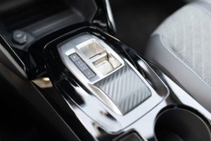 Peugeot-2008-E-Allure-54kWh-115kw-17