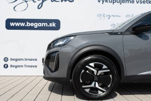 Peugeot-2008-E-Allure-54kWh-115kw-4