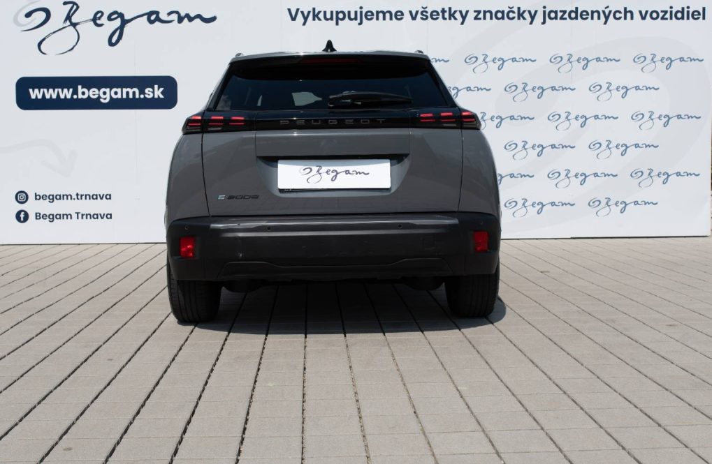 Peugeot-2008-E-Allure-54kWh-115kw-5