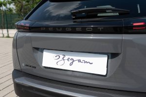 Peugeot-2008-E-Allure-54kWh-115kw-7