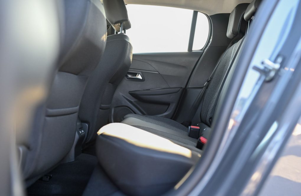 Peugeot-208-ALLURE-PureTech-100k-BVM6-16