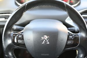 Peugeot-308-SW-308-16BlueHDi-Style-12
