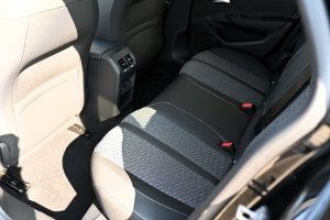 Peugeot-308-SW-ALLURE-Hybrid-145k-e-DCS6-MHEV-22