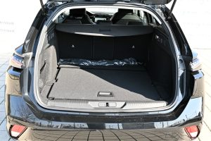 Peugeot-308-SW-ALLURE-Hybrid-145k-e-DCS6-MHEV-30