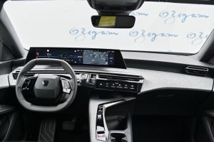 Peugeot-5008-ALLURE-12-Hybrid-145k-e-DCS6-12