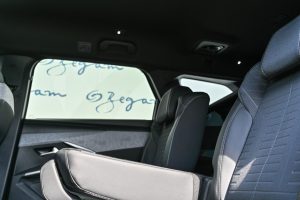 Peugeot-5008-ALLURE-12-Hybrid-145k-e-DCS6-25