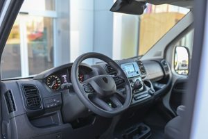 Peugeot-Boxer-Furgon-435-L4H3-22-BlueHDi-180-E64-MT6-N1-16