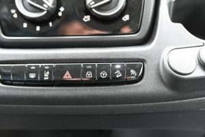 Peugeot-Boxer-Furgon-435-L4H3-22-BlueHDi-180-E64-MT6-N1-26