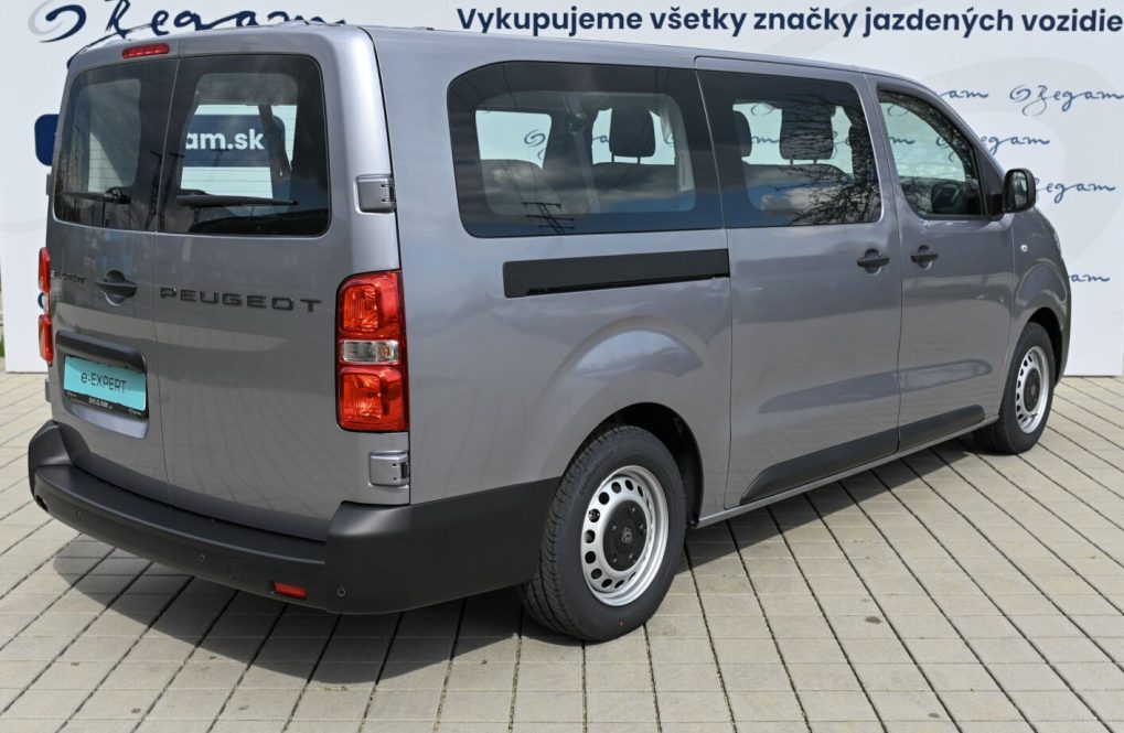 Peugeot-Expert-E-Expert-Combi-L3-Electric-136k-75-kWh-7