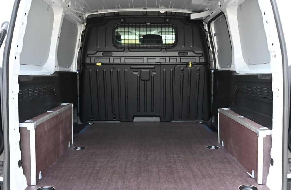 Peugeot-Partner-L2-1000kg-FURGON-BlueHDi-130-BVM6-23