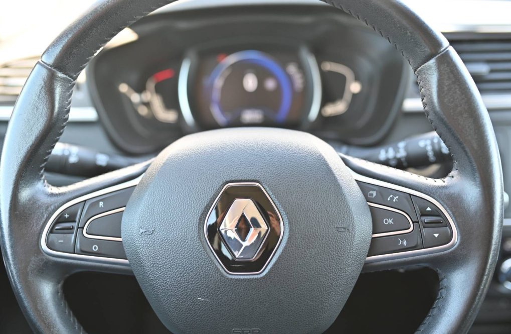 Renault-Kadjar-Energy-TCe-130-Adventure-12