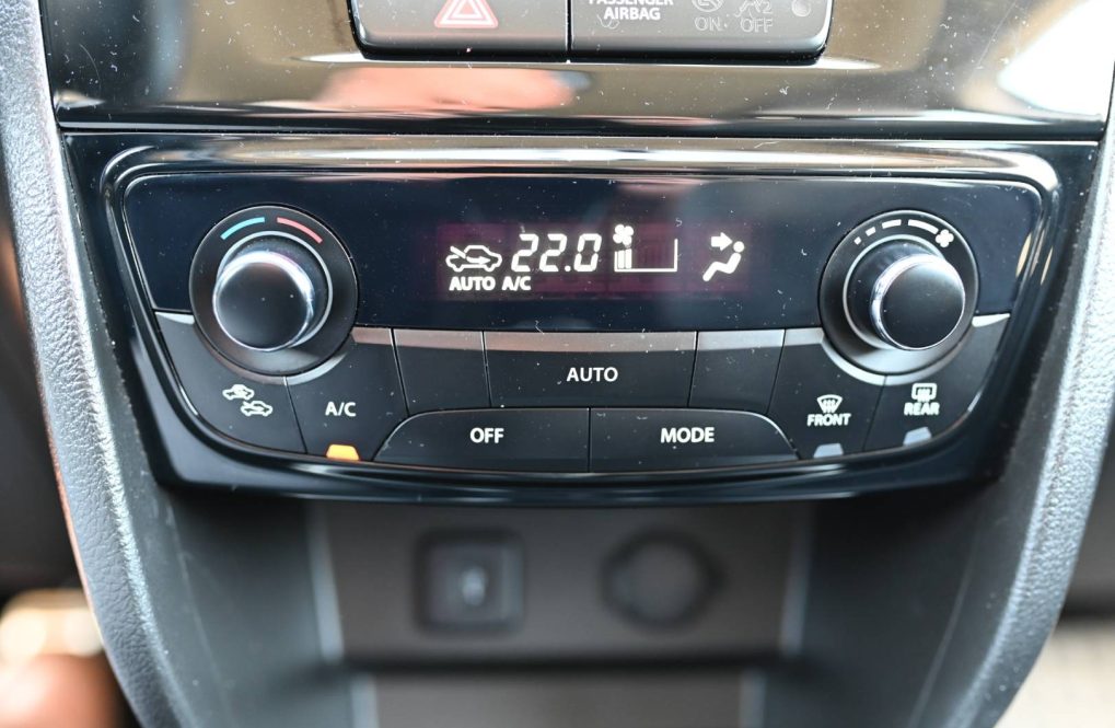Suzuki-Vitara-S-14-BoosterJet-2WD-19
