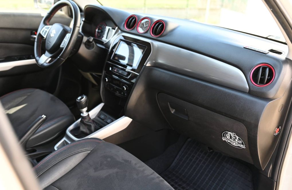 Suzuki-Vitara-S-14-BoosterJet-2WD-21
