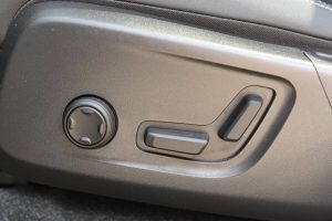 Volvo-C40-Recharge-Twin-Motor-Ultimate-AWD-AT-20