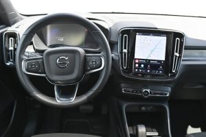 Volvo-C40-Recharge-Twin-Motor-Ultimate-AWD-AT-7