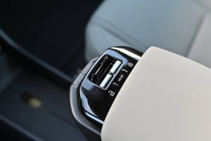 Volvo-EX30-SINGLE-MOTOR-LONG-RANGE-PLUS-RWD-15