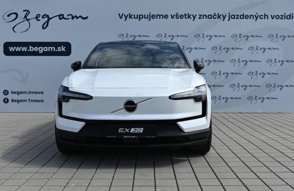 Volvo-EX30-Twin-Motor-ULTRA-2