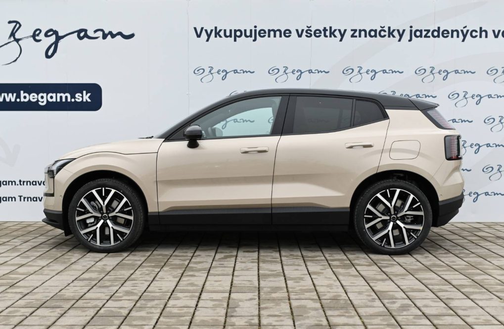 Volvo-EX30-Twin-Motor-ULTRA-3