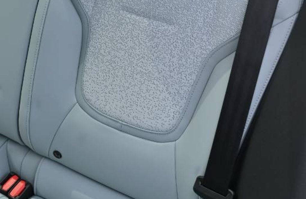 Volvo-EX30-Twin-Motor-ULTRA-30