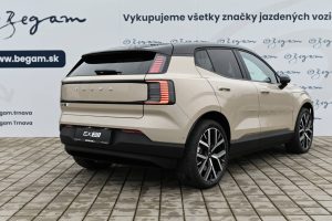 Volvo-EX30-Twin-Motor-ULTRA-5