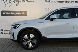 Volvo-XC40-B3-P-CORE-3