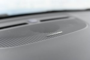 Volvo-XC40-B3-P-PLUS-19