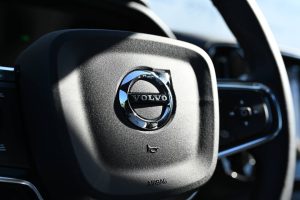 Volvo-XC40-B3-P-PLUS-MHEV-12